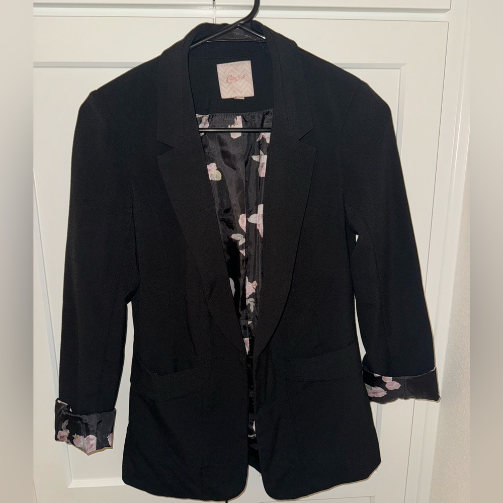 Women’s Black Blazer XS